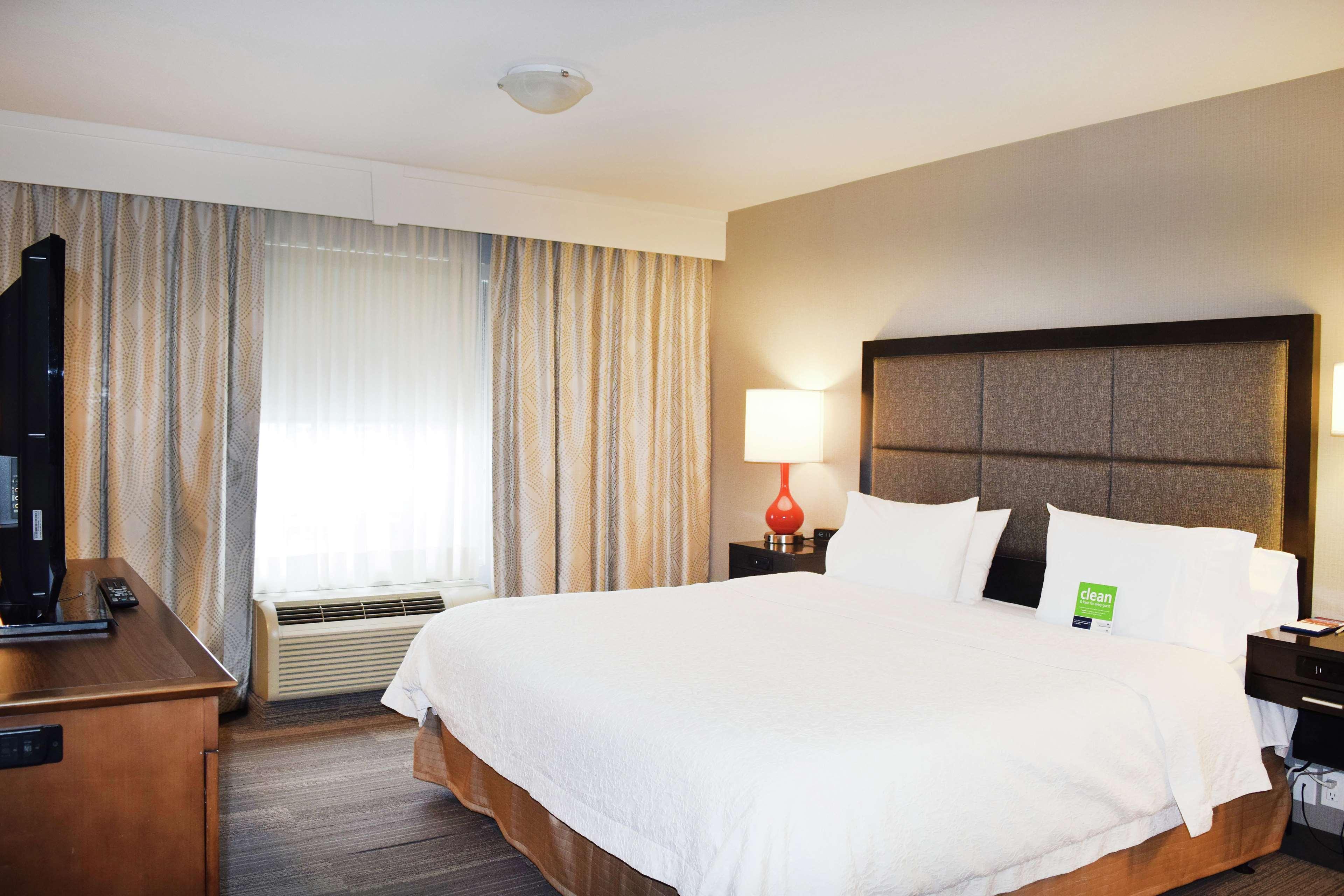 Hotel Hampton & By Hilton Nw