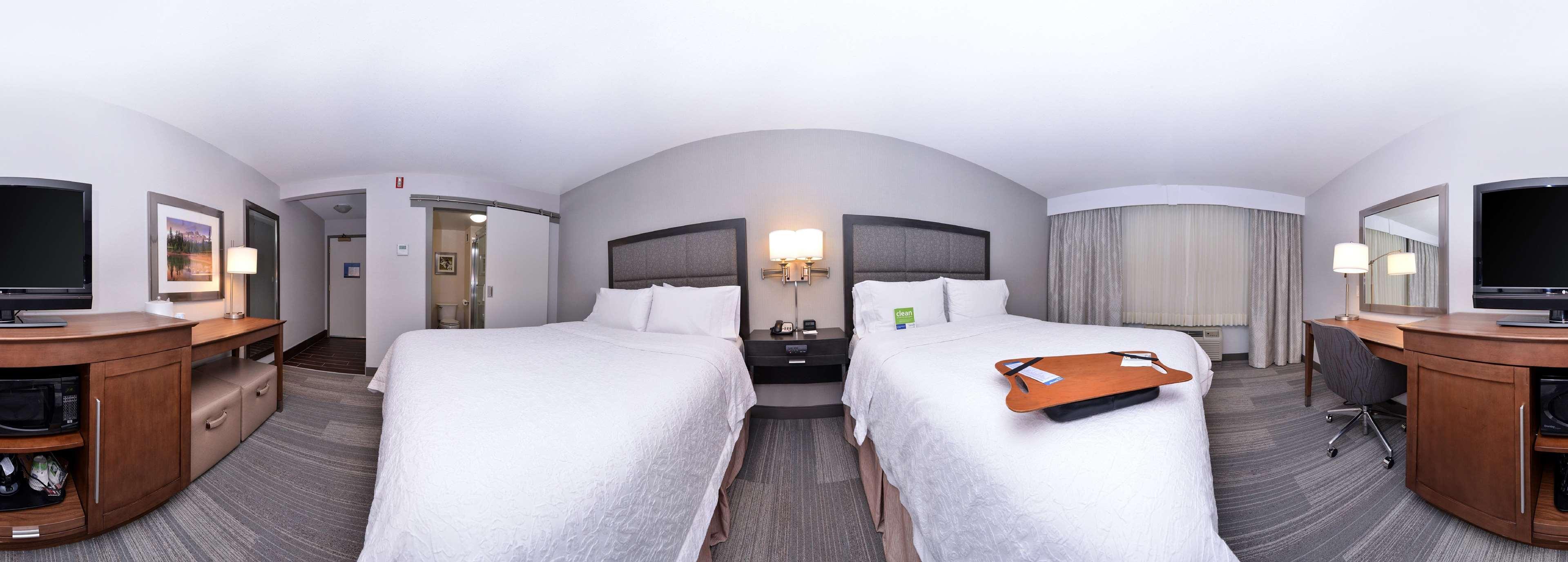 Hampton & By Hilton Nw Hotel