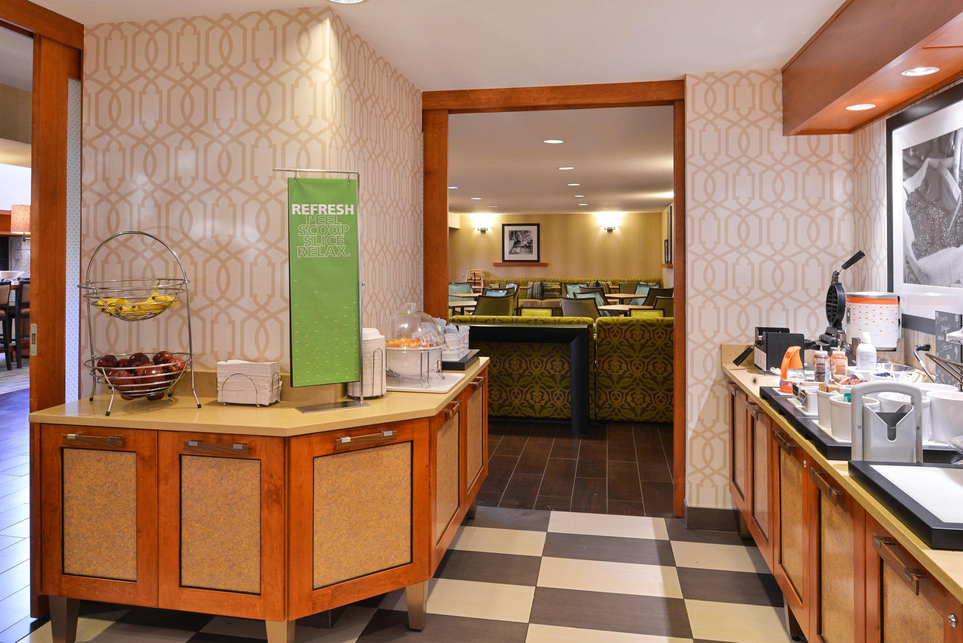 Hotel Hampton & By Hilton Nw Calgary