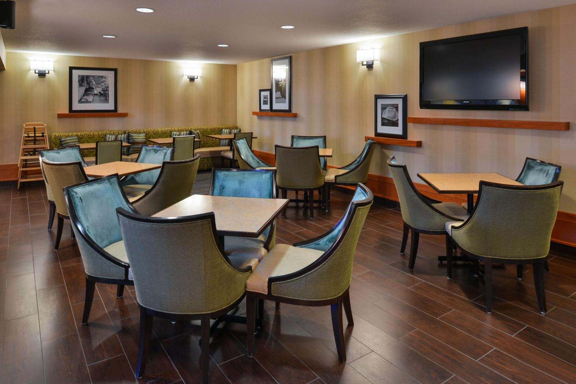 Hampton & By Hilton Nw Hotel 3*