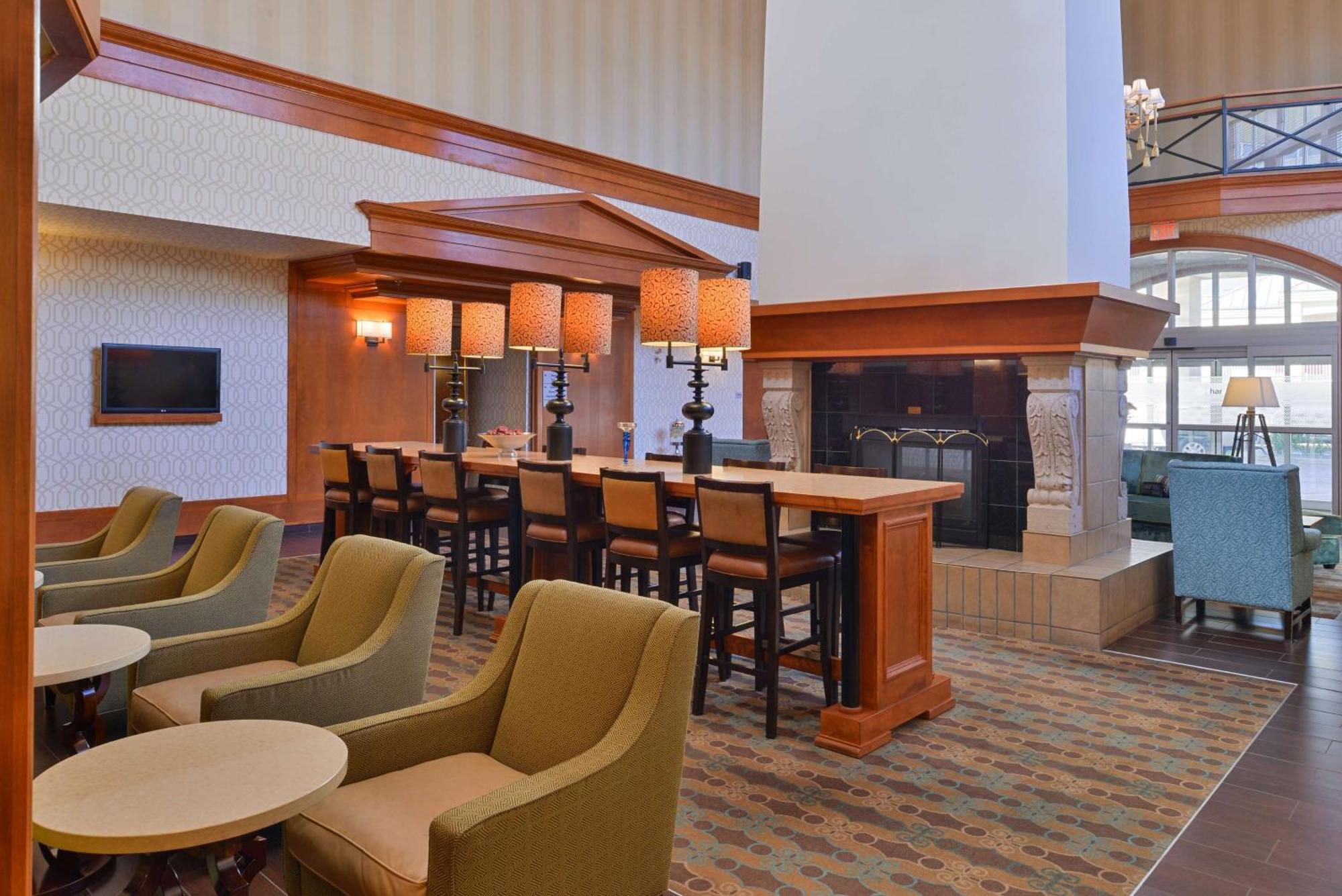 Hampton & By Hilton Nw Hotel Calgary