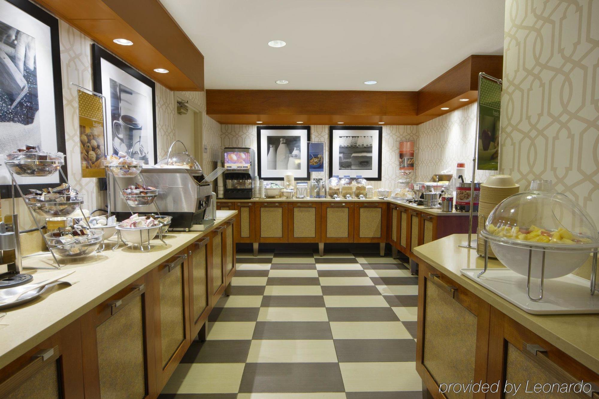 Hampton & By Hilton Nw 3* Calgary