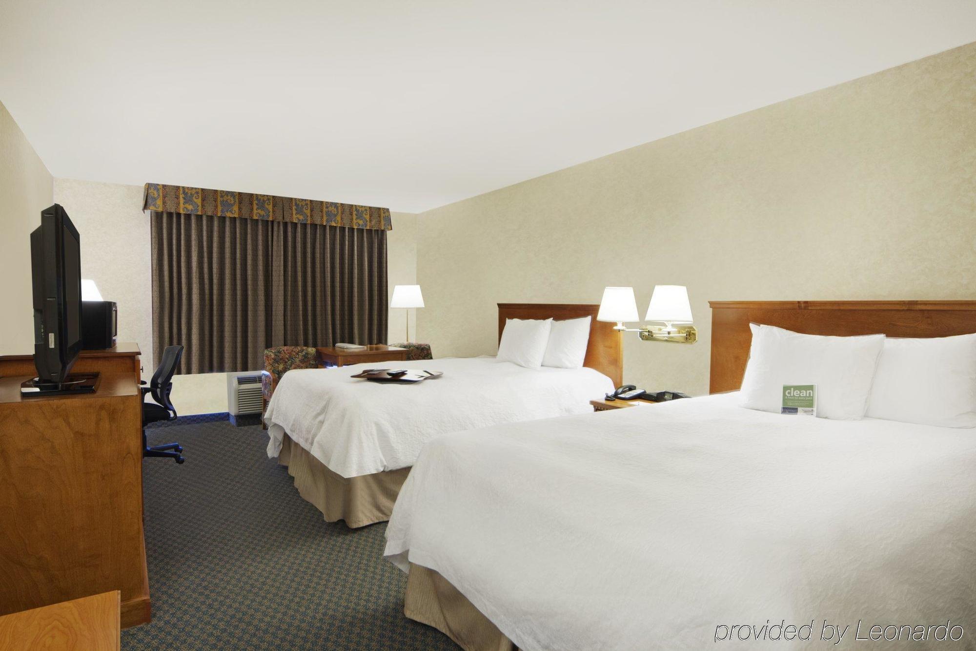 Hotel Hampton & By Hilton Nw 3*